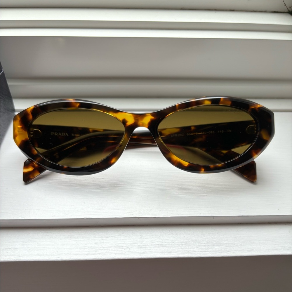 Prada symbole sunglasses